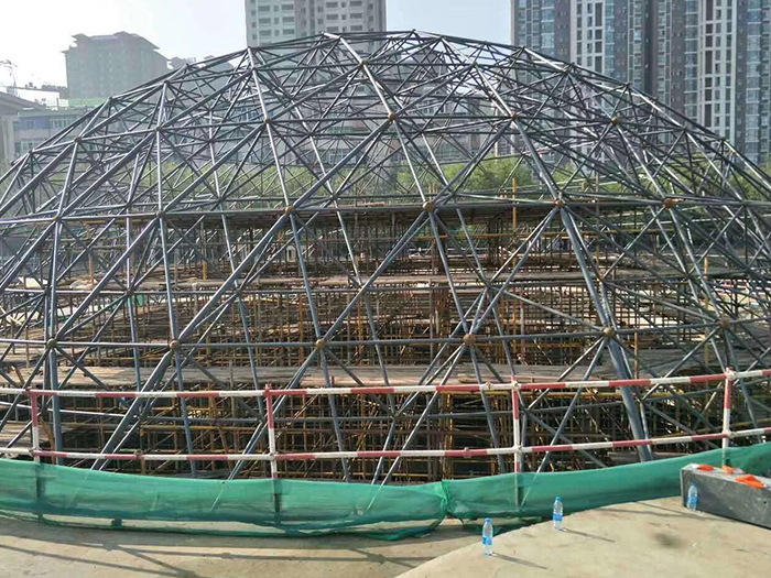 十堰球形网架钢结构施工